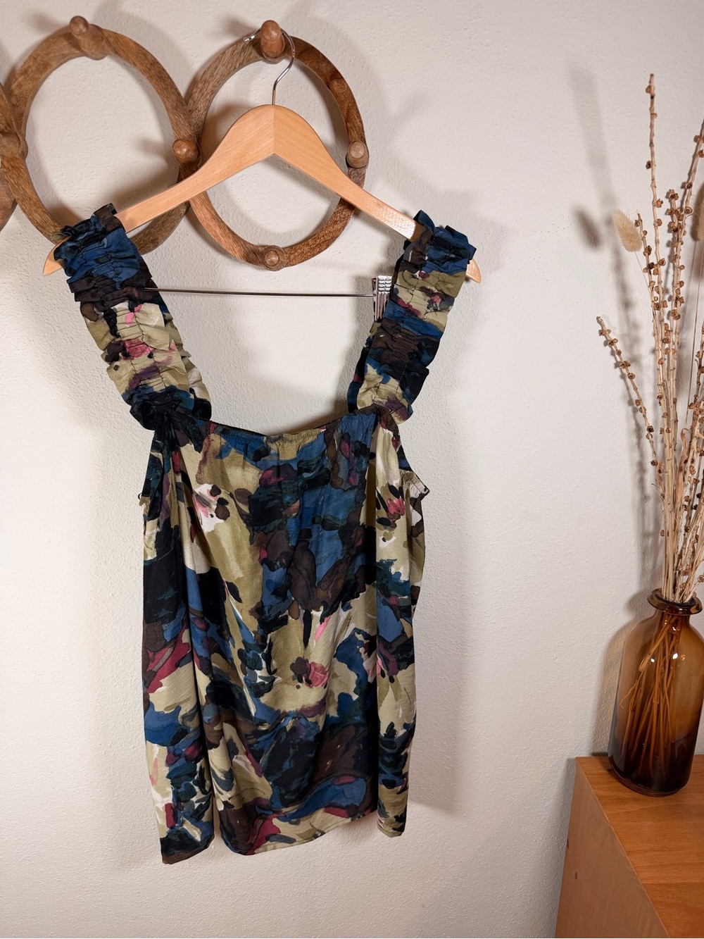 Nine Britton 2X NWT Stitch Fix Abstract Floral Ruffle Strap Tank Top